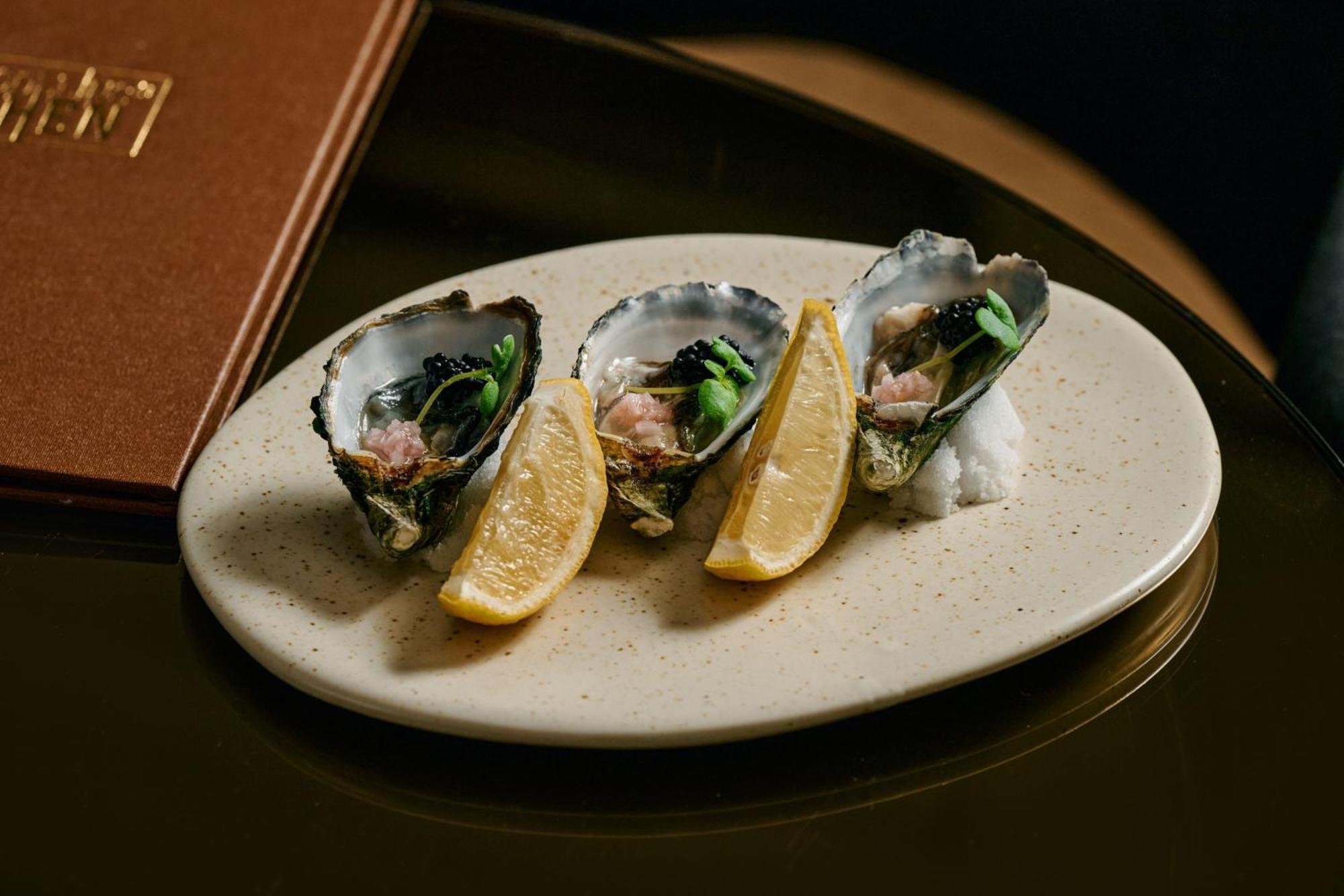 Sheraton Melbourne Hotel Екстер'єр фото Oysters at the Oyster Bar