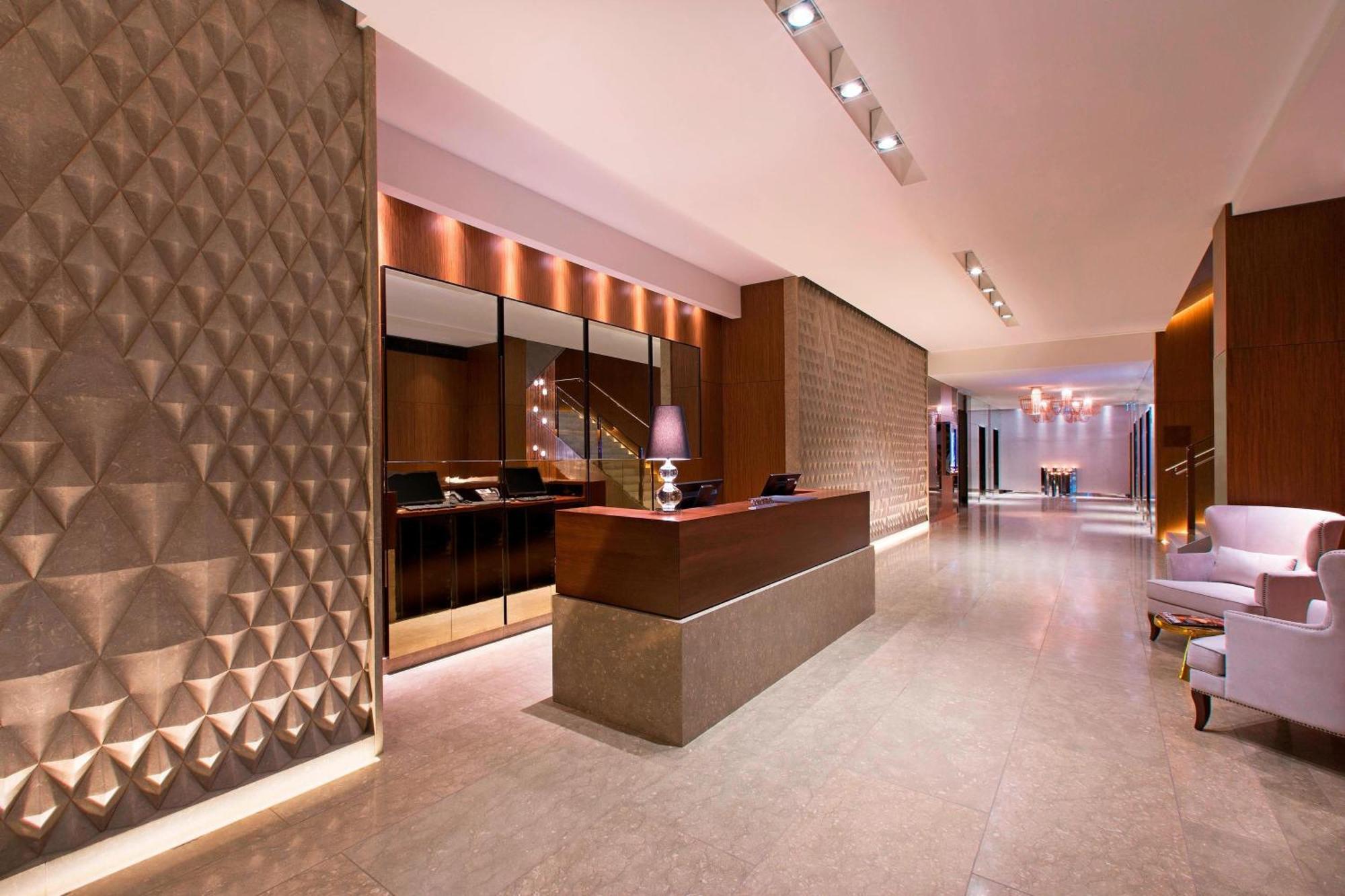 Sheraton Melbourne Hotel Екстер'єр фото The lobby of the hotel