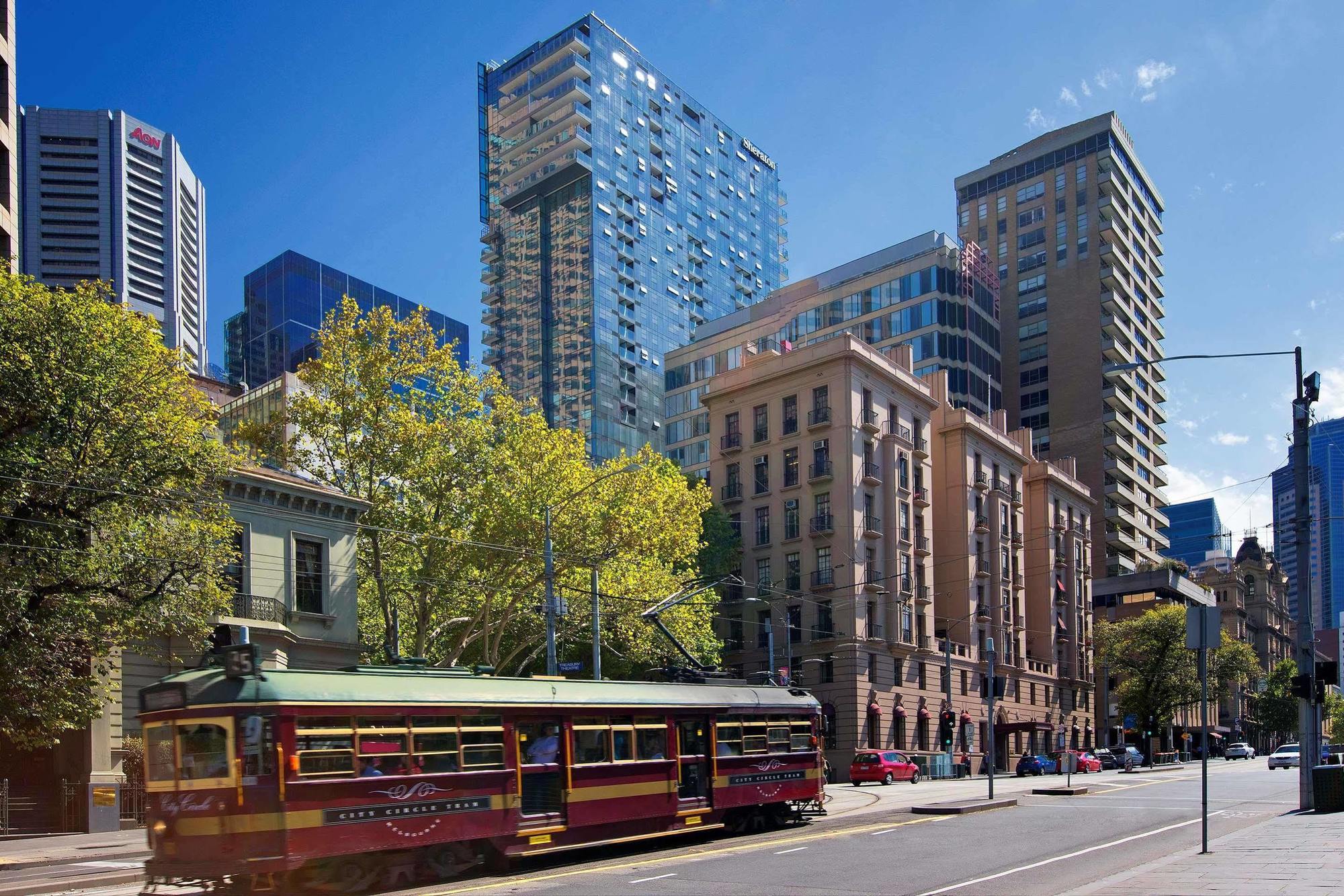 Sheraton Melbourne Hotel Екстер'єр фото The proposed tram interchange at the corner of Collins and King Streets.