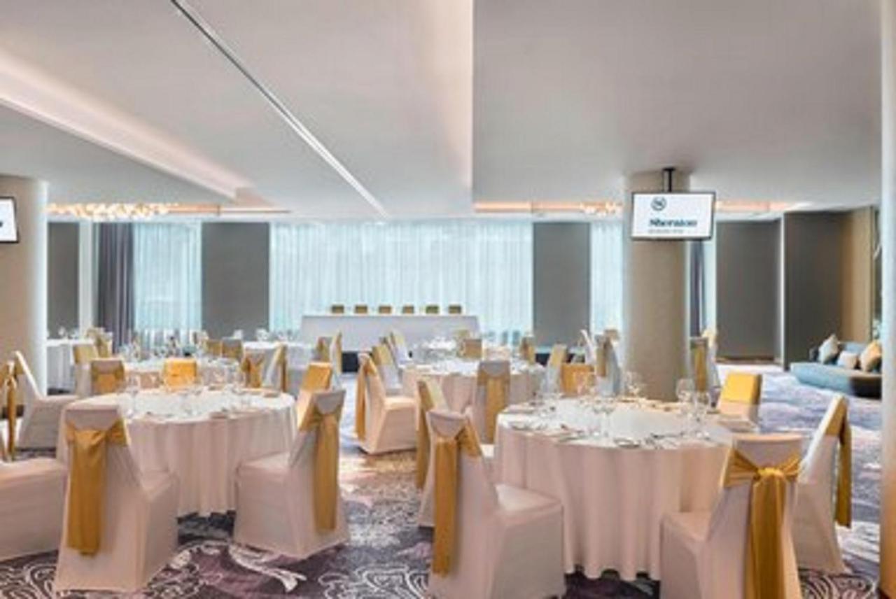 Sheraton Melbourne Hotel Екстер'єр фото The ballroom at the hotel